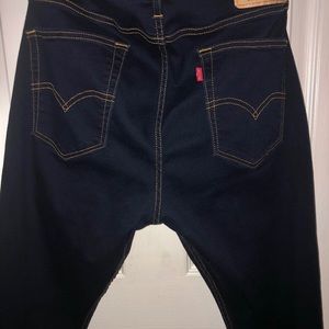 Men’s- Levi’s 510 skinny fit jeans 32/32 DARK BLUE